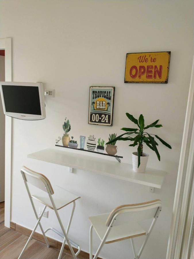 Hotel Mi Casa Tu Casa à Formia Extérieur photo